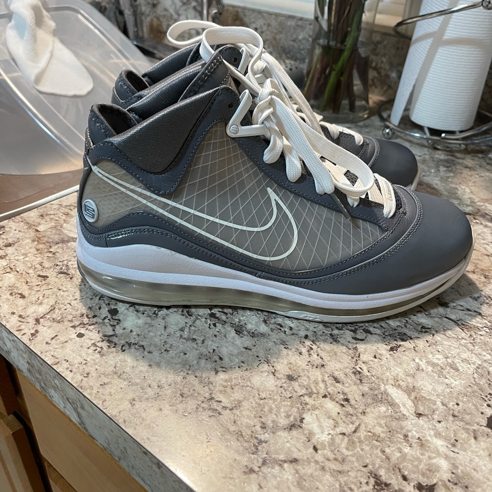Air Max LeBron 7 QS